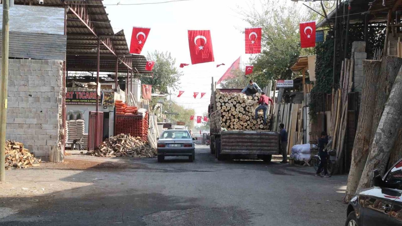 Eyyübiye'de Hızarcılar ve Kavakçılar Sitesi esnafına yeni yer tahsisi için süreç başlatıldı