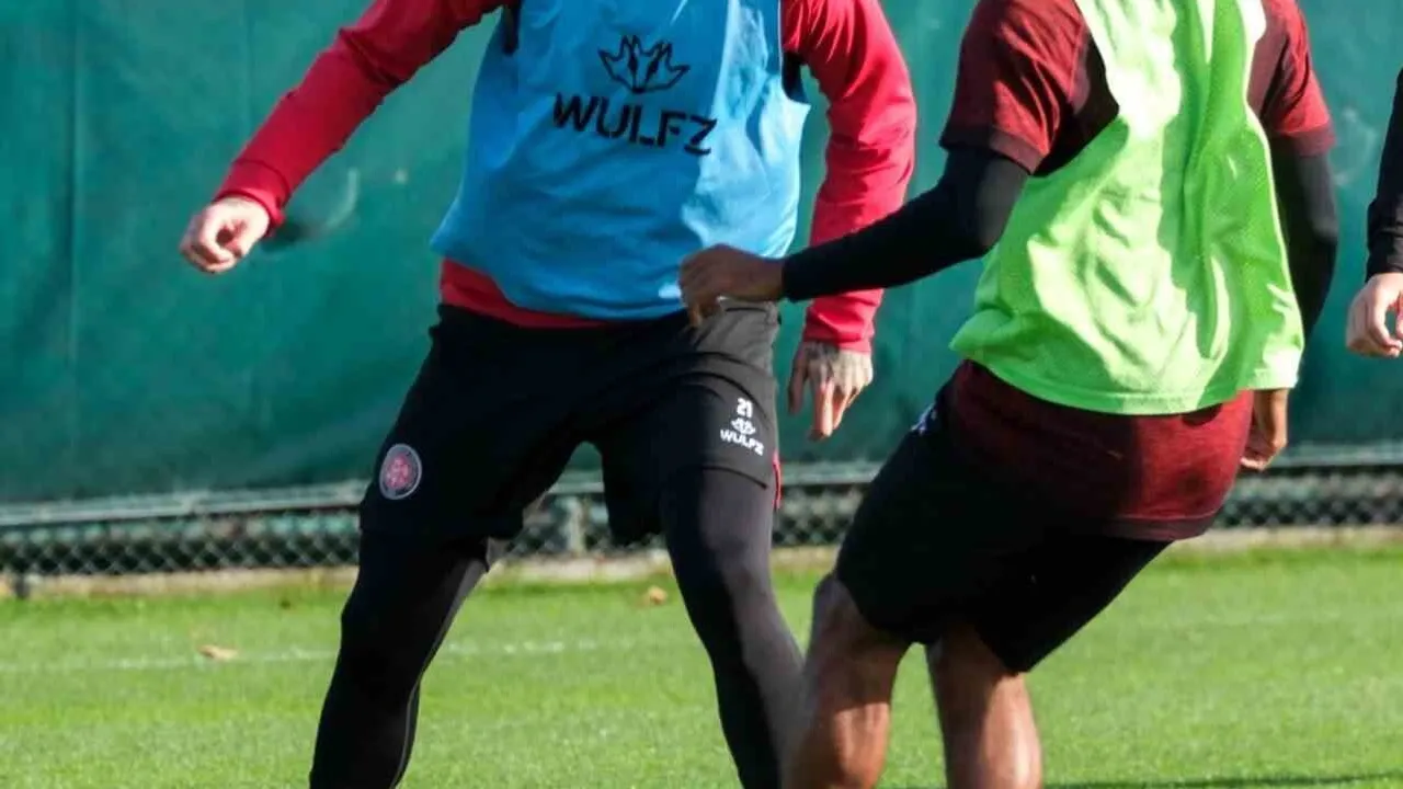 Fatih Karagümrük, Eyüpspor maçı öncesi Kasımpaşa tesislerinde hazırlıklarını sürdürdü