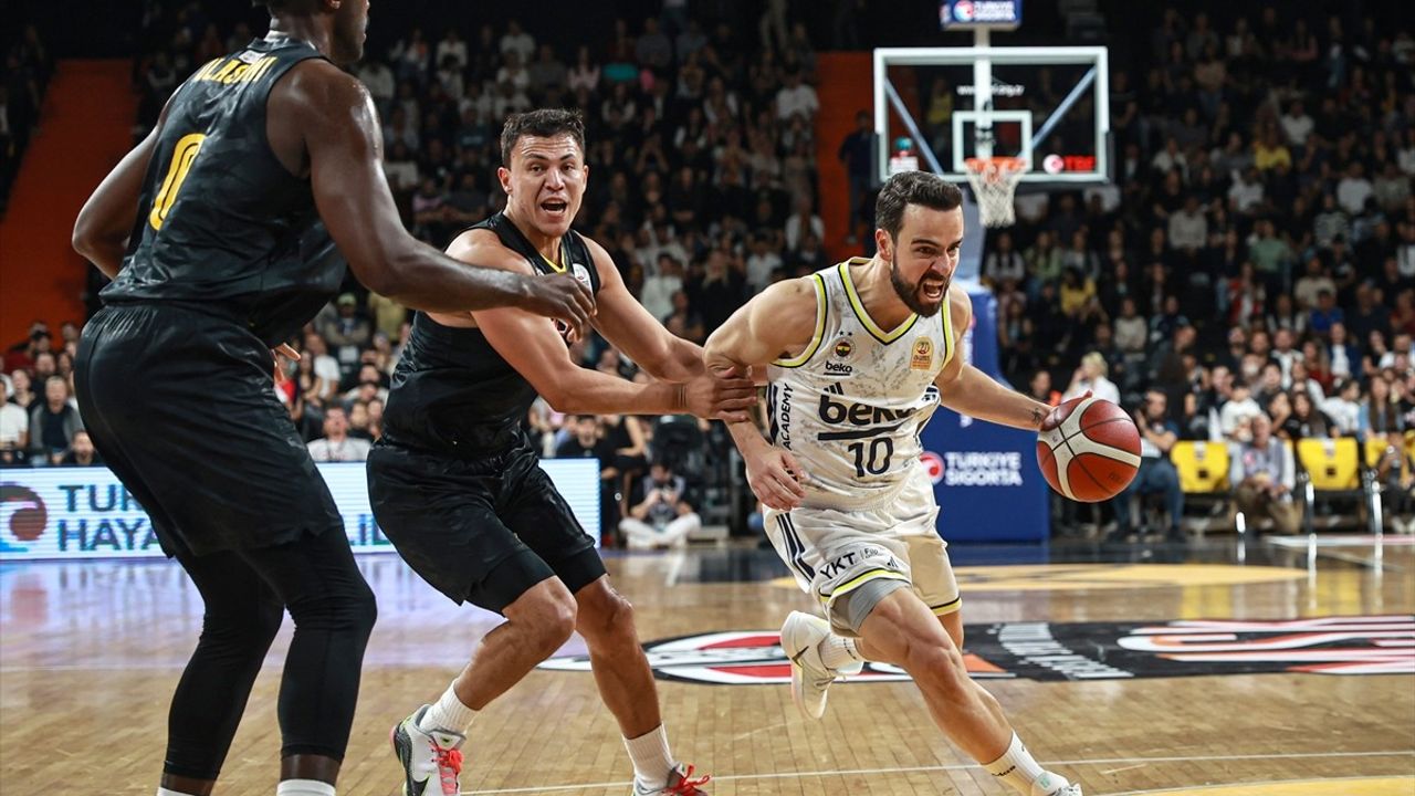 Fenerbahçe Beko Deplasmanda Mersin Spor'u Yendi