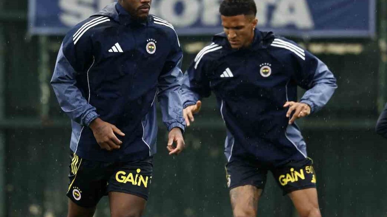 Fenerbahçe, Galatasaray derbisi için hazırlıklara başladı