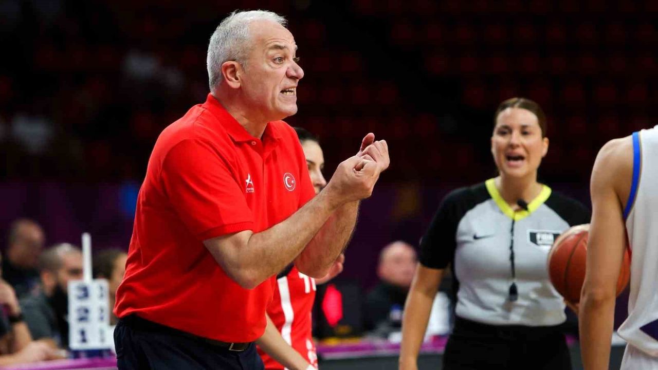 Galatasaray Çağdaş Faktoring, Ekrem Memnun ile yollarını ayırdı