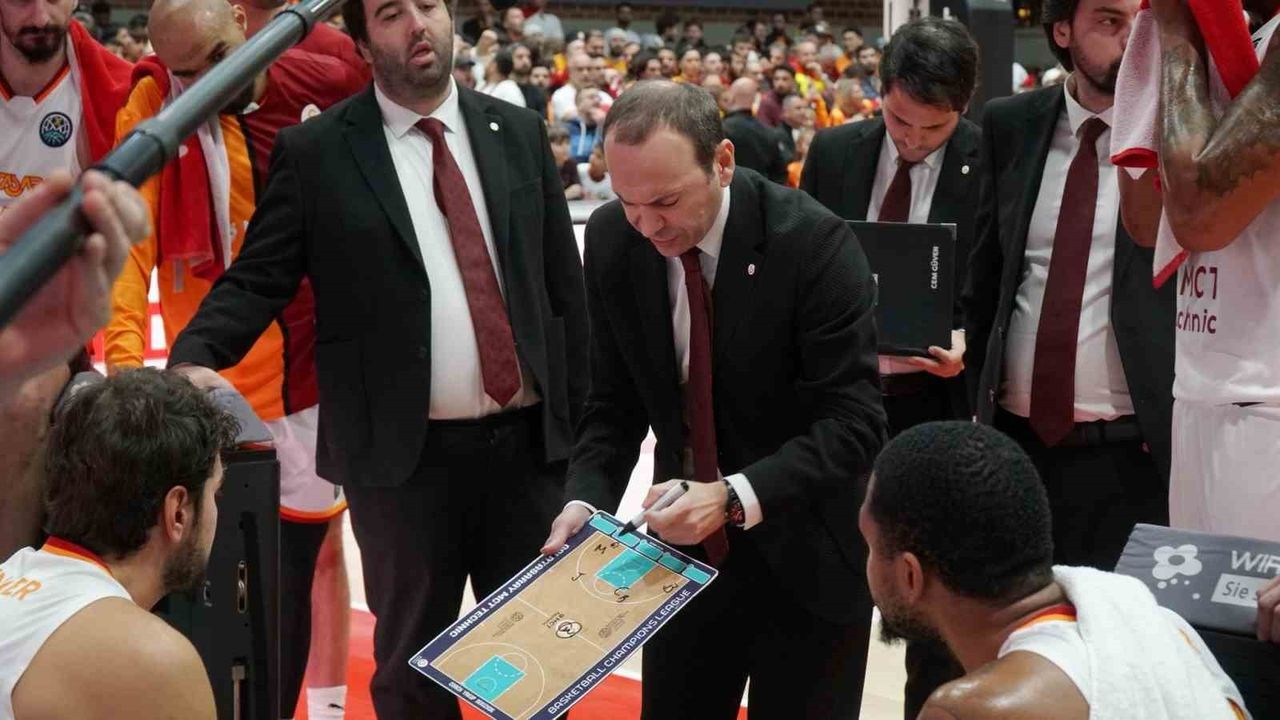 Galatasaray, Würzburg Baskets'ı 99-74 Yenerek Öne Geçti