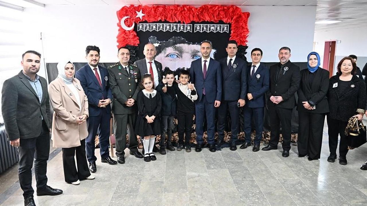 Gazi Mustafa Kemal Atatürk, Gaziosmanpaşa'da 10 Kasım'da Saygı ve Özlemle Anıldı