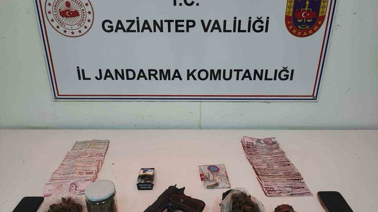 Gaziantep'te 16 yıl kesinleşmiş cezayla aranan şüpheli bağ evinde yakalandı
