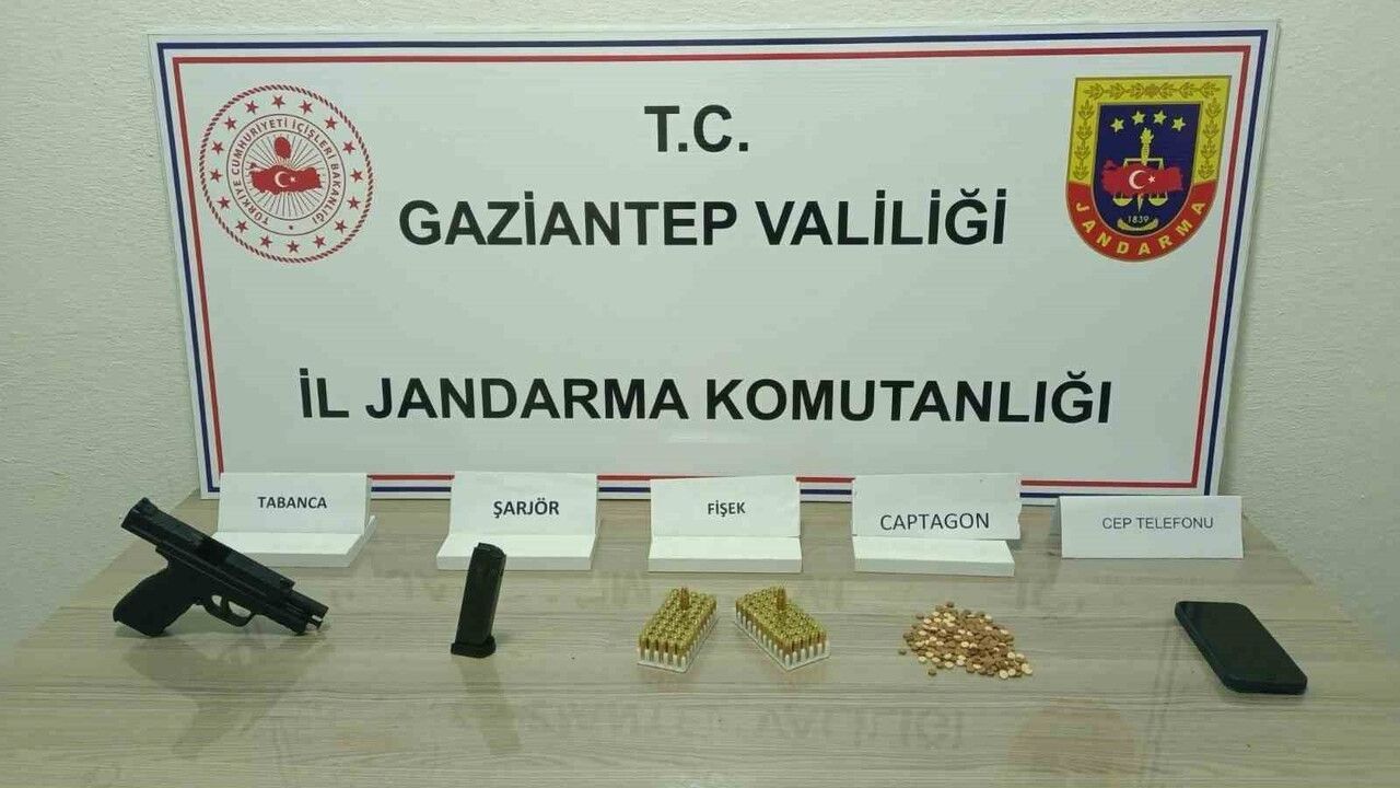 Gaziantep’te 200 Captagon Hap Ele Geçirildi: 1 Kişi Tutuklandı