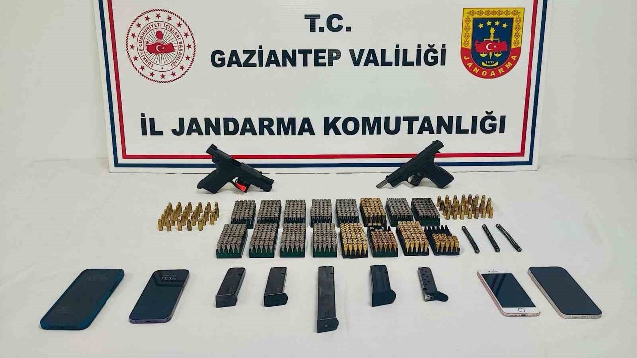 Gaziantep’te Ekim operasyonunda 29 ruhsatsız silah ele geçirildi, 2 kişi tutuklandı