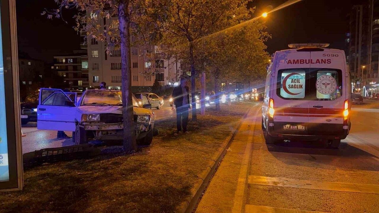 Gaziantep'te sokak yarışı kaza ile sonuçlandı: 5 yaralı