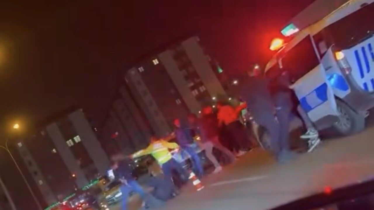 Gaziantep'te trafik cezasına tepki gösteren şahıslar polise mukavemet etti