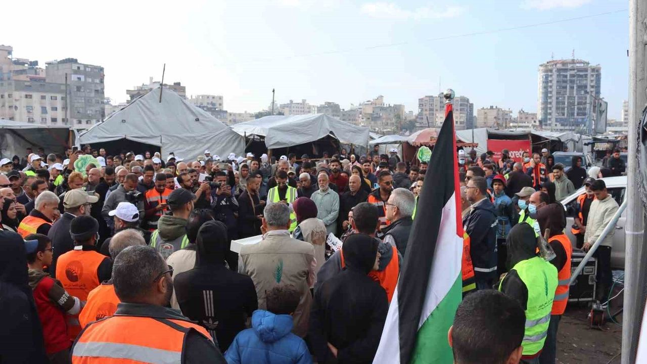 Gazze'de Yeniden İnşa İçin 'Yeniden İnşa Edeceğiz' kampanyası