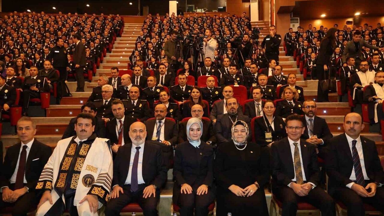 Göç İdaresi Başkanı Kök: Yasal kalışı olan yabancı sayısı 3 milyon 611 bin 218