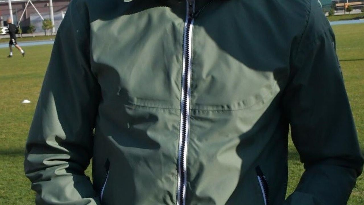 Gökhan Ünal’a antrenmanda eski ayakkabı sürprizi