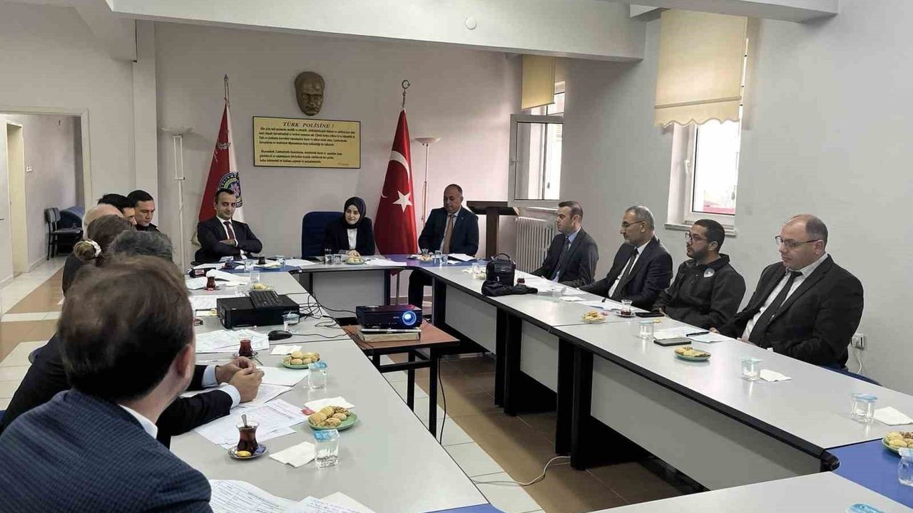 Gölpazarı'nda Bağımlılıkla Mücadele Toplantısı