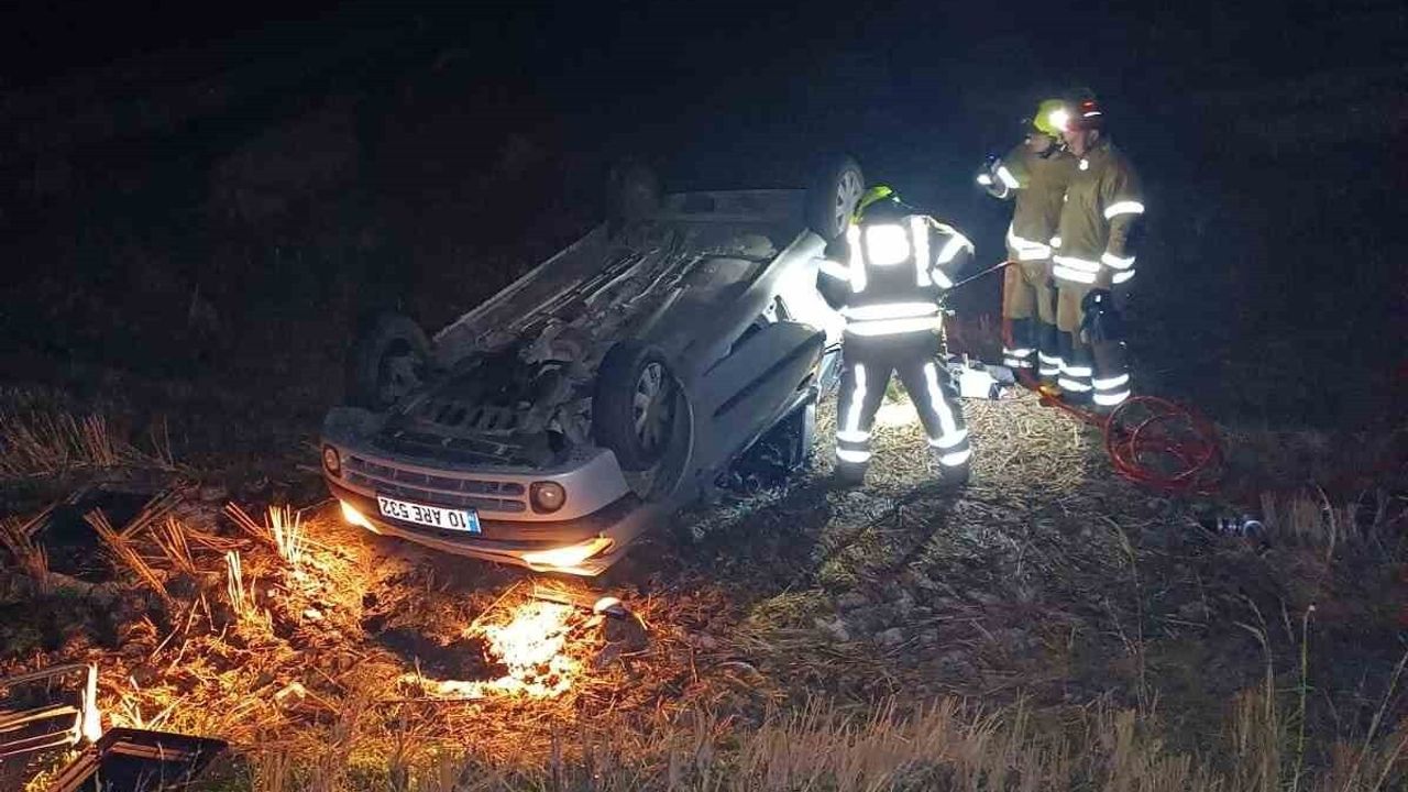 Gönen-Bandırma karayolunda tek taraflı kaza: sürücü yaralandı