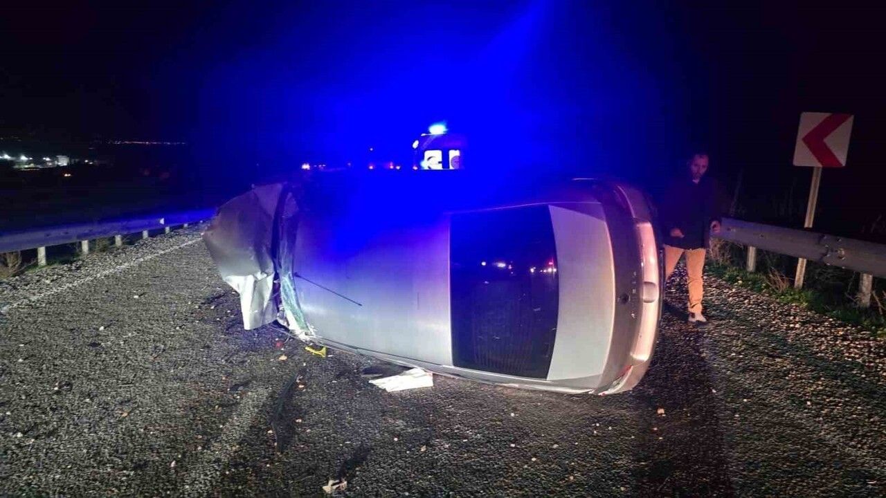 Gönen'de Bandırma-Gönen yolunda trafik kazası: 2 kişi hafif yaralandı