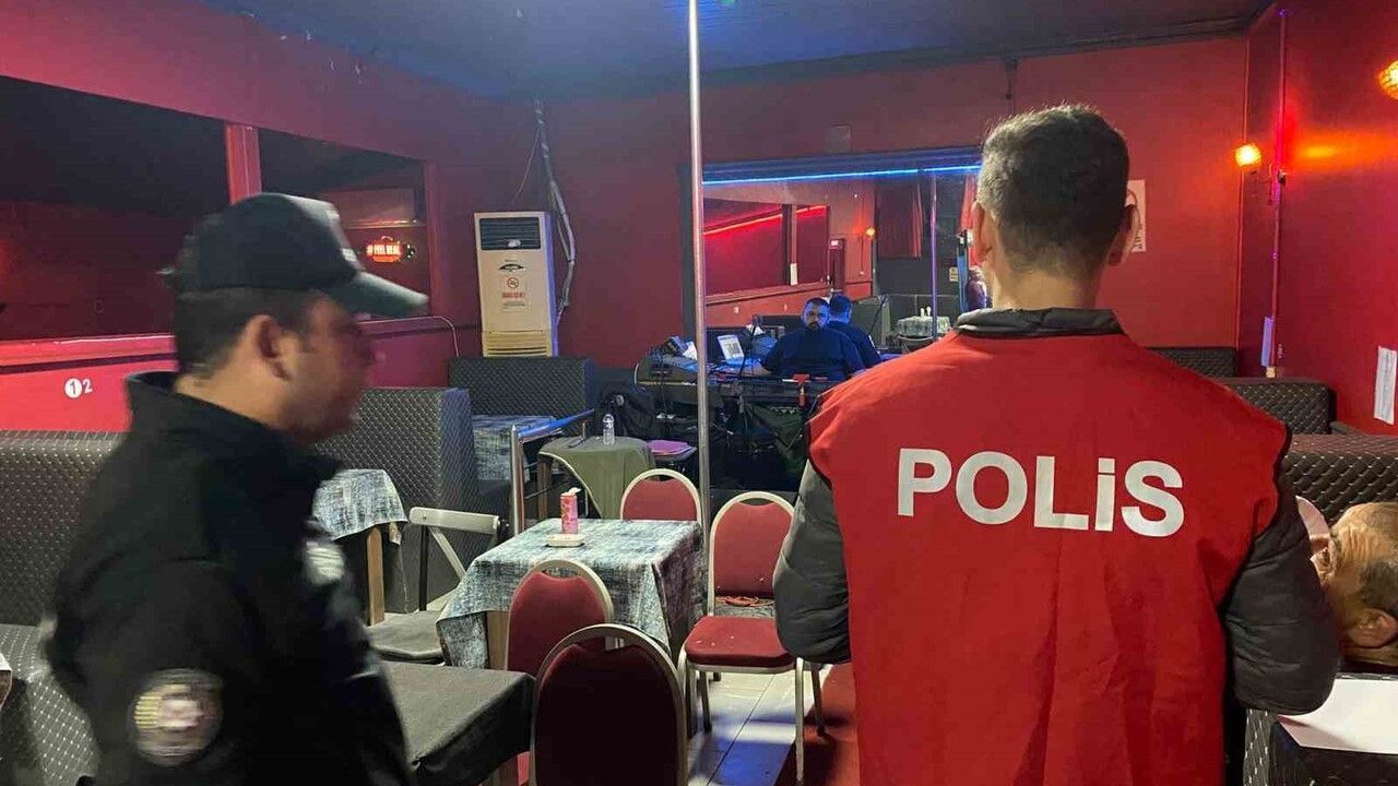 Gönen'de geniş çaplı asayiş ve trafik uygulaması — 455 şahıs sorgulandı