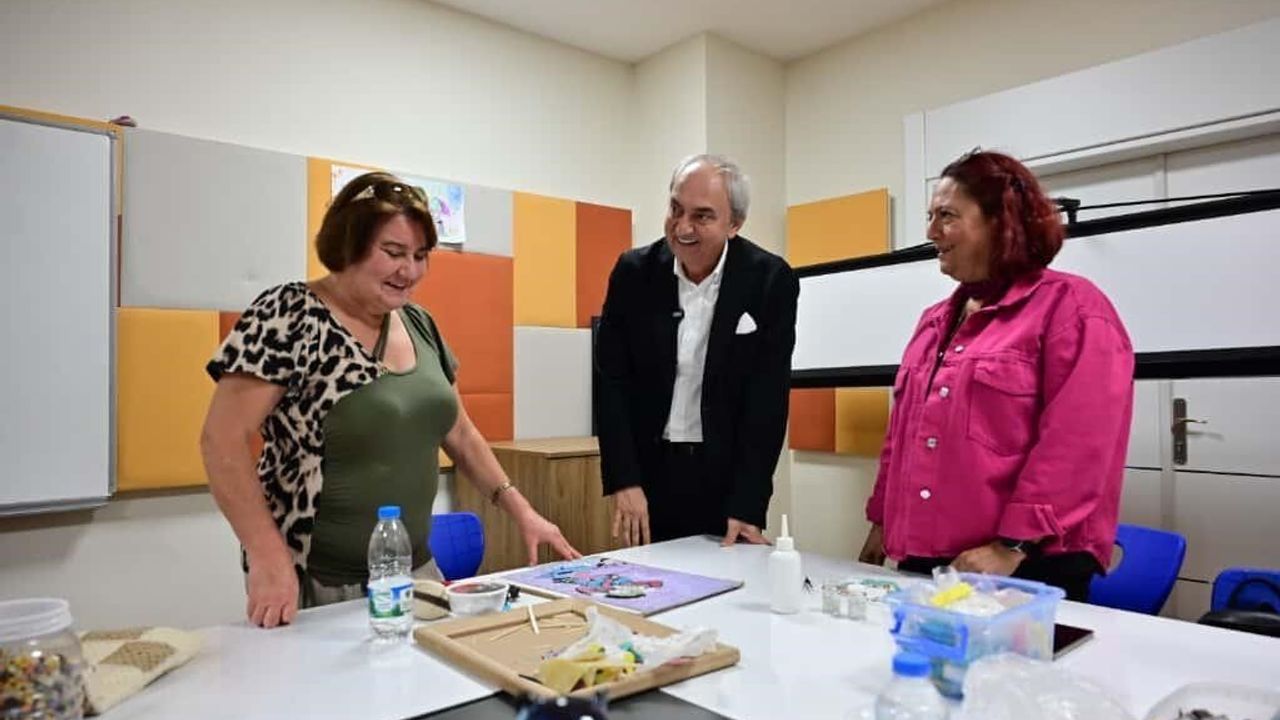 Görsel Sanatlar ve Mozaik Atölyesi Kepez'te Sanatseverleri Buluşturdu