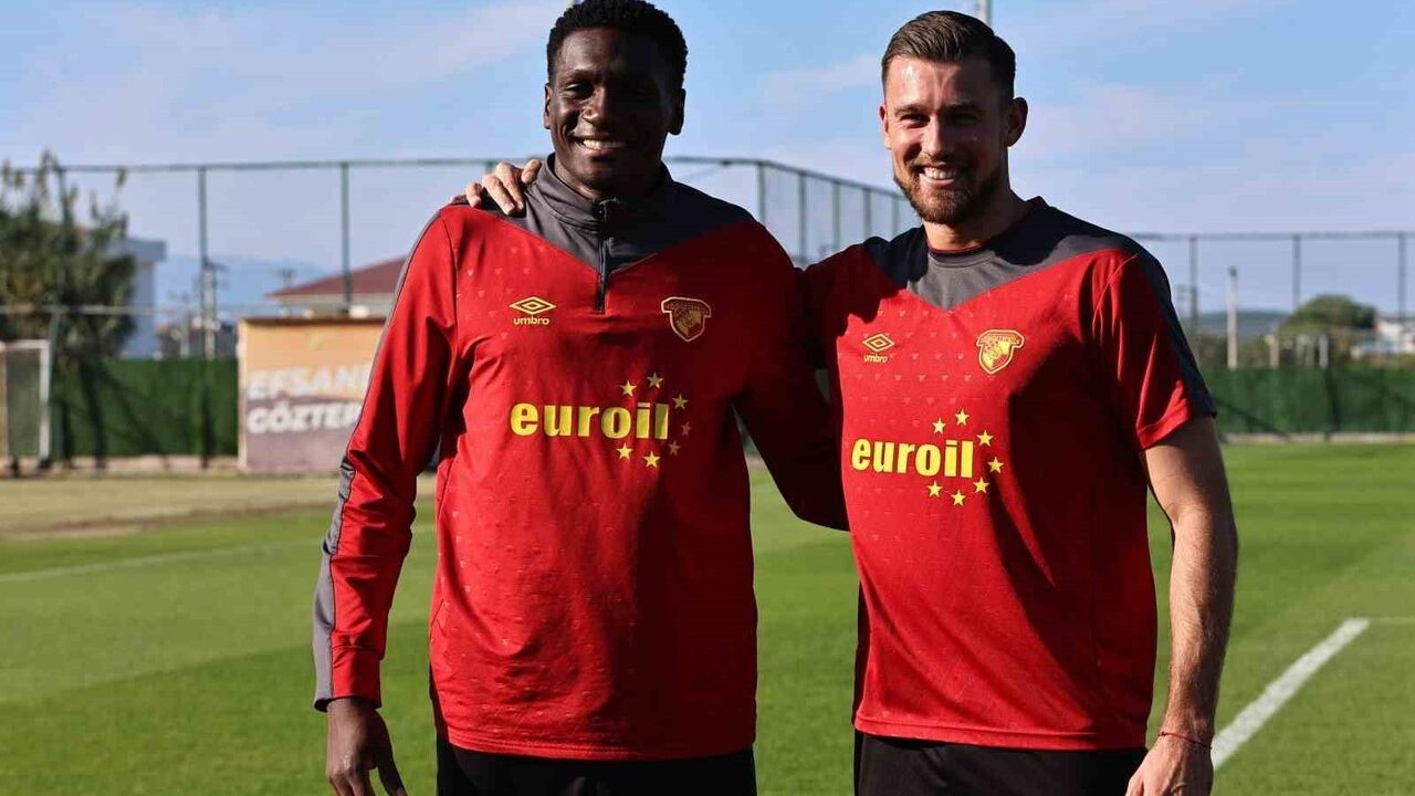 Göztepe'de Lis ve Heliton 12 maçta tam süreyle öne çıktı