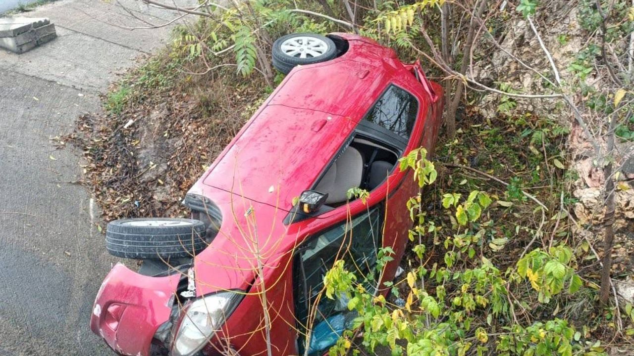 Gülümbe rampasında takla: Bilecik’te 3 kişi hafif yaralandı