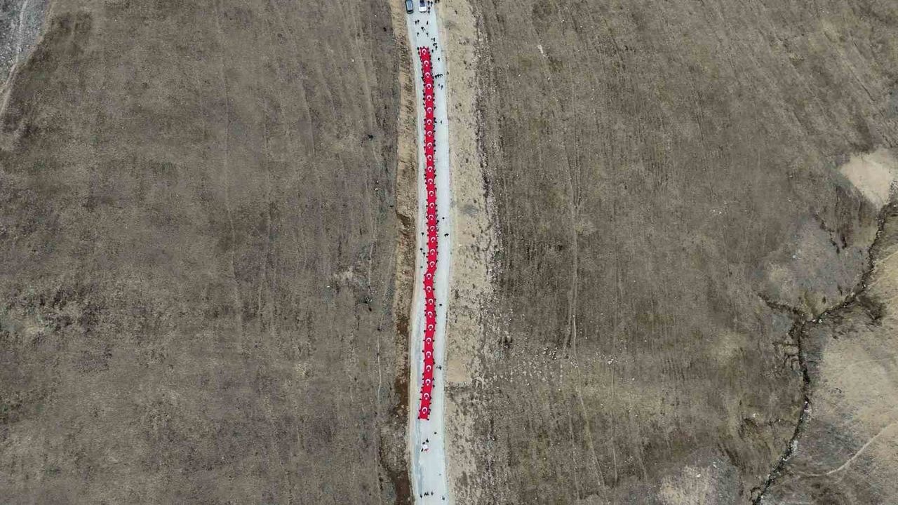 Gümüşhane'de Kabaktepe Şehitleri için vefa yürüyüşü