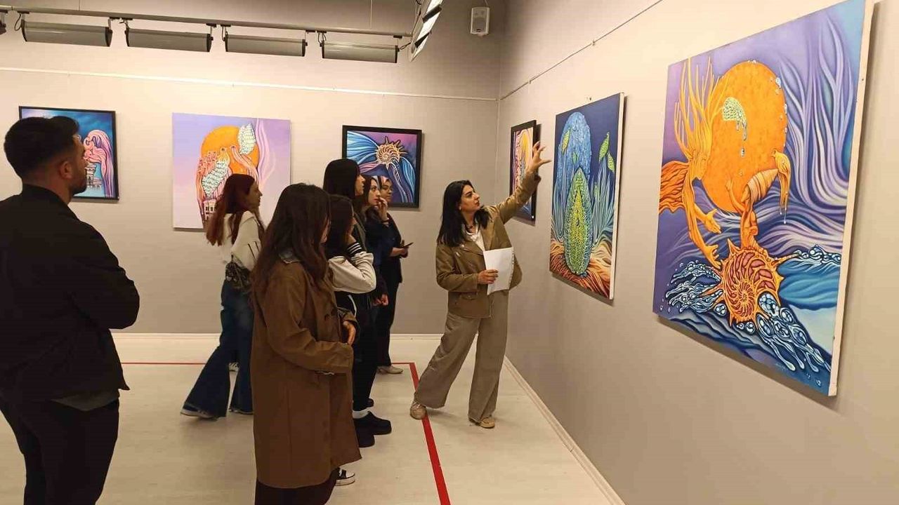 Güzel Sanatlar Fakültesi Öğrencileri SANKO Sanat Galerisi'ni Ziyaret Etti