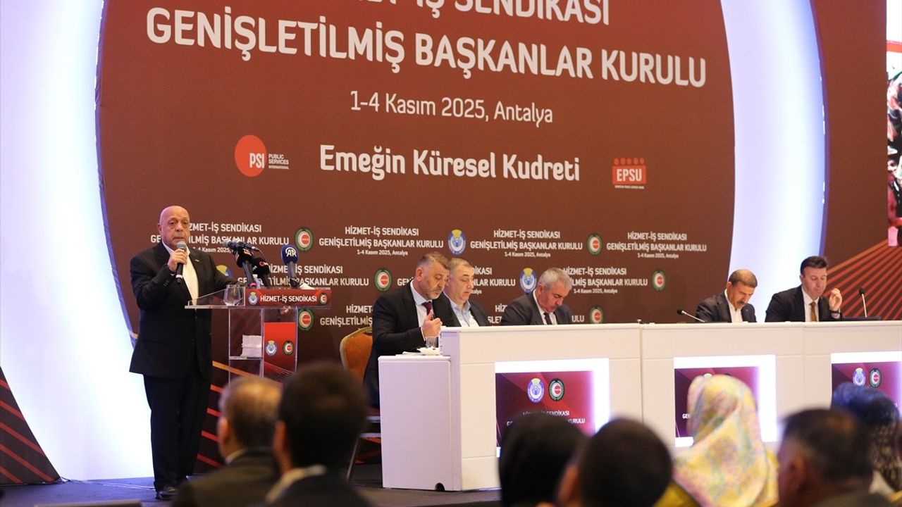 HAK-İŞ Genel Başkanı Arslan'dan Asgari Ücret Tespit Komisyonu'na Yeni Yapı Talebi