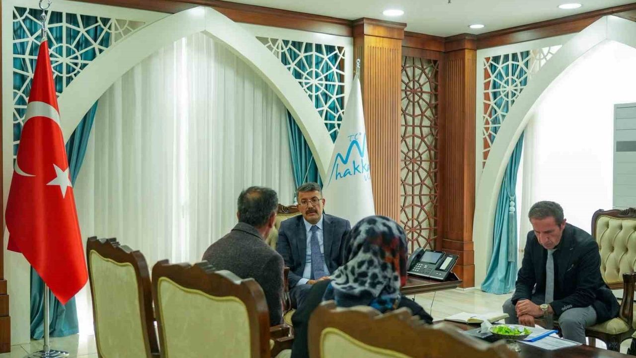 Hakkari Valisi Ali Çelik: "Halkımıza Daima Destek Olacağız"