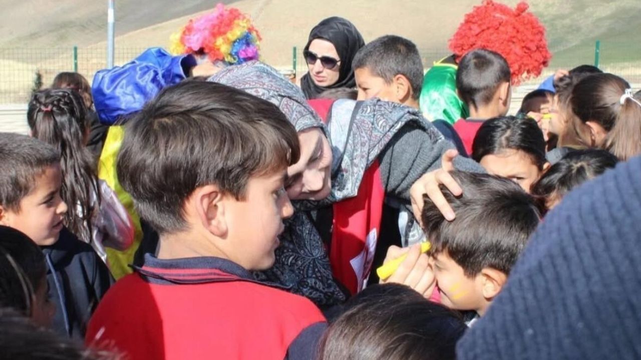 Hamur'da Mutlu et, Mutlu ol projesi öğrencileri sevindirdi