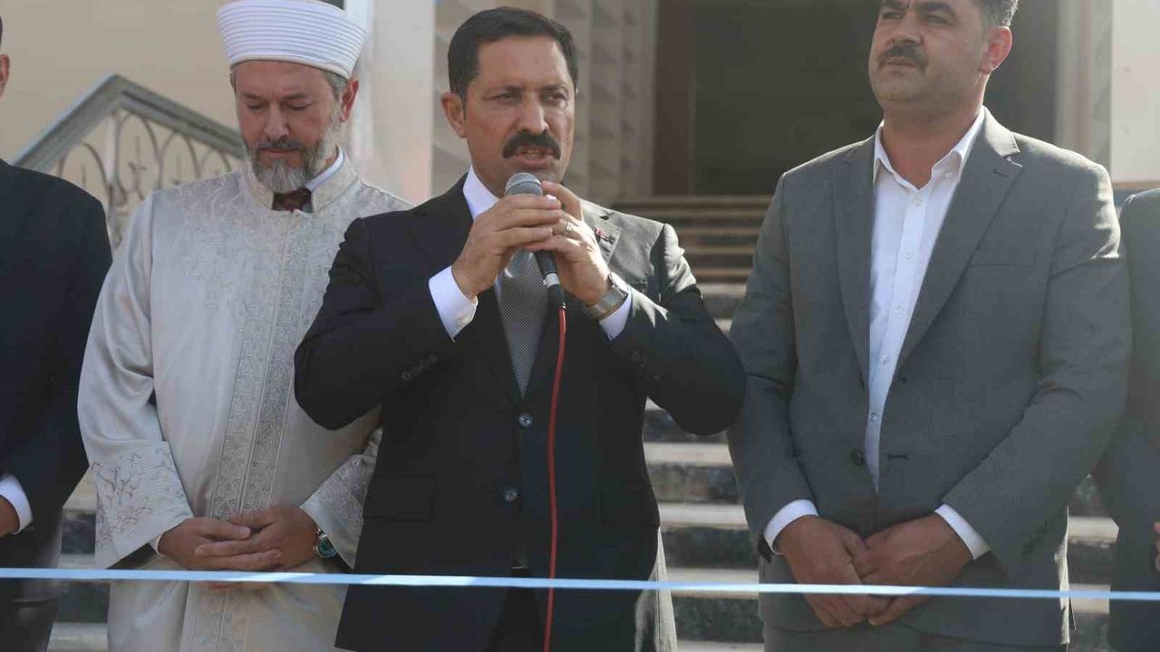 Hatay'da 107'nci cami 'Aksa Camii' ibadete açıldı