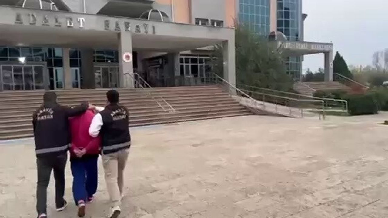 Hatay'da 77 yıl 8 ay hapis cezası olan firari, kurye kılığındaki polisle yakalandı