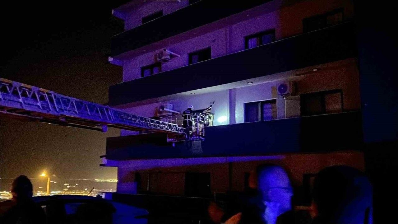 Hatay'da galeride çıkan yangın: 2 kişi alevlerin içinde can verdi