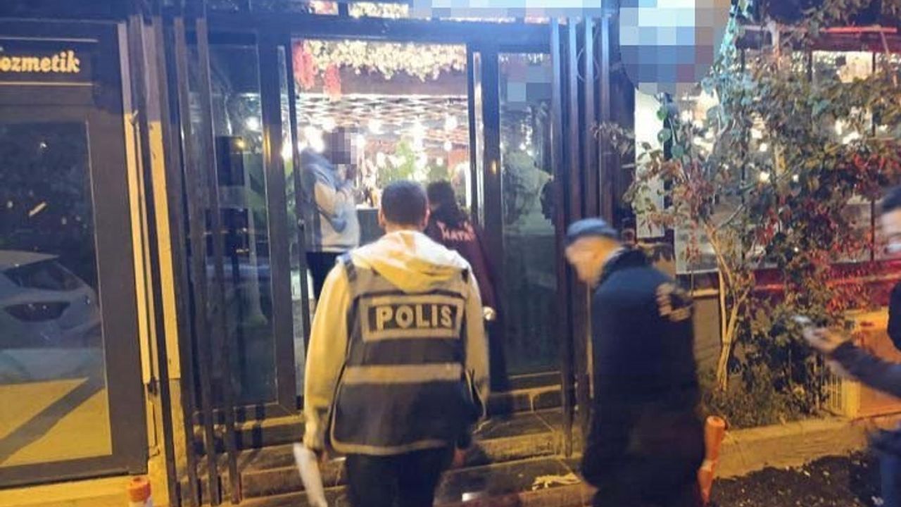 Hatay'da Narvas ve masaj-SPA denetimleri: 507 kişiye sorgu, çok sayıda uyuşturucu ele geçirildi