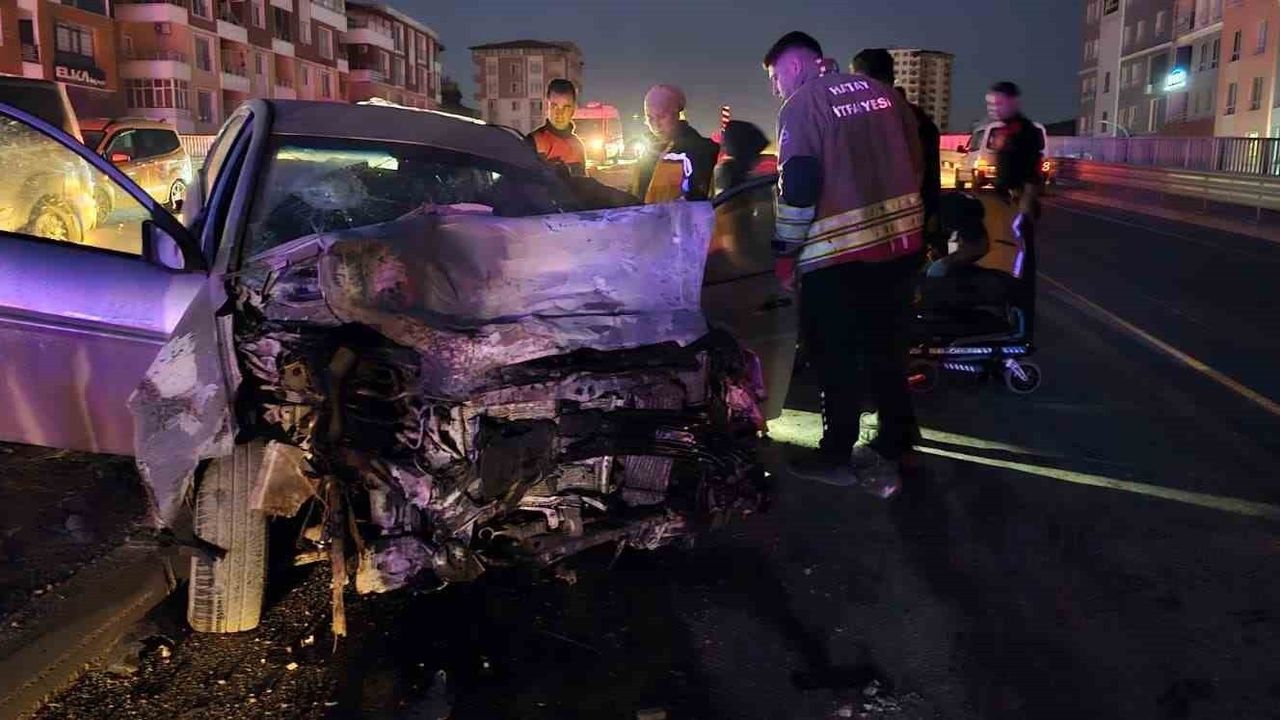Hatay'da Trafik Kazası: 11 Yaralı