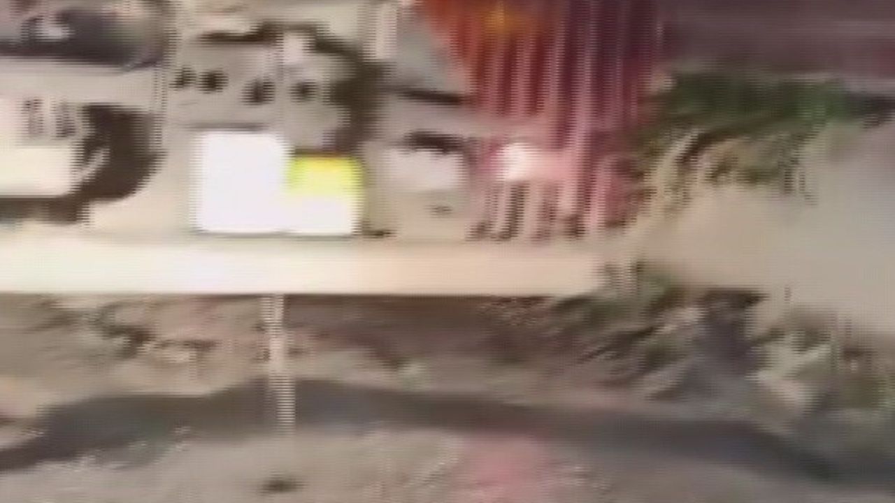 Hatay'da yol ortasına beton döküldü — Firma faaliyeti durduruldu, en üst sınırdan ceza