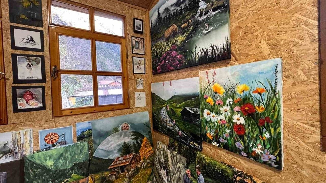 Havva Akyüz Uzungöl’ün Unutulan Hikâyelerini Tuvale Taşıyor