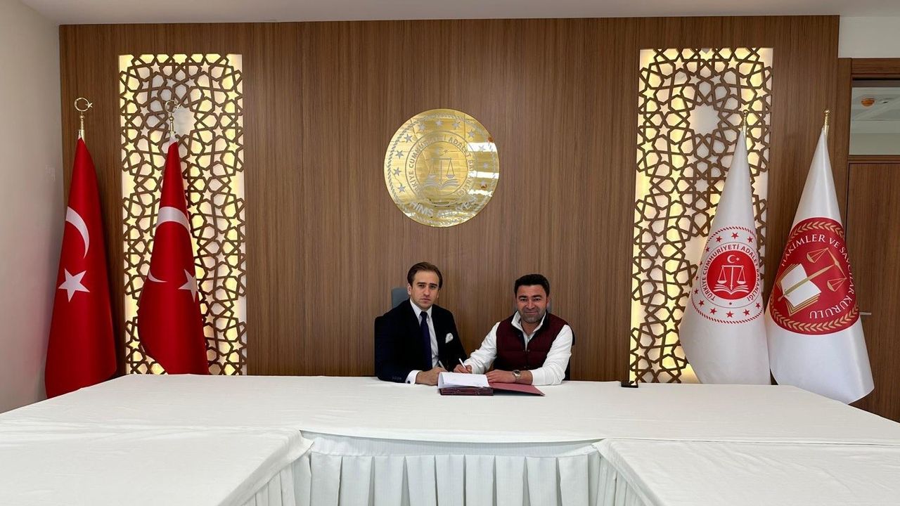 Hınıs’ta 21 hâkim ve savcı lojmanı için protokol imzalandı