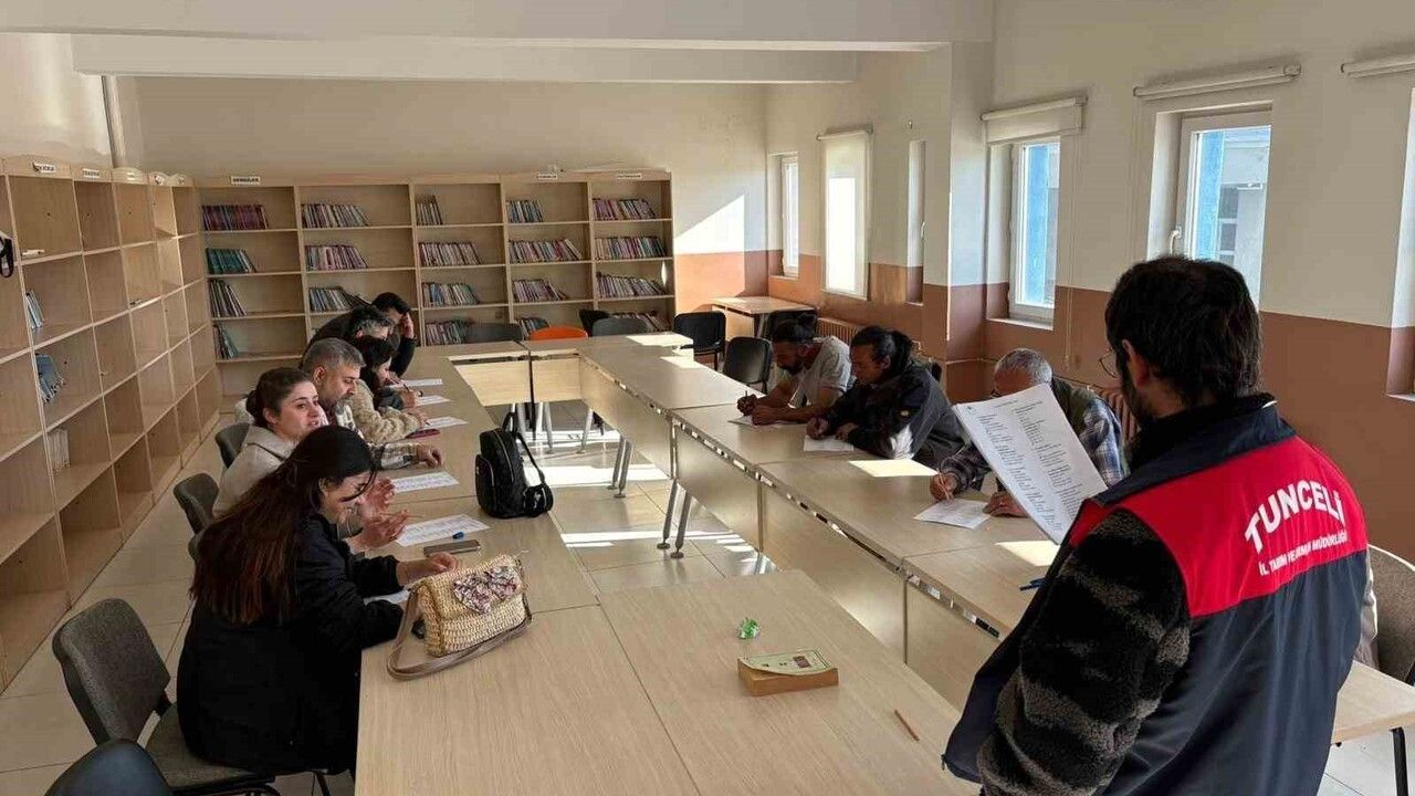 Hozat'ta Arıcılık Kursu Tamamlandı