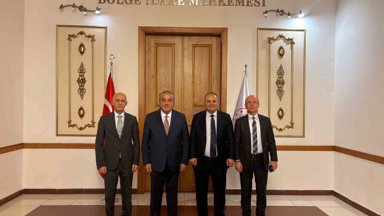 HSK üyeleri Samsun adliyelerini ziyaret etti