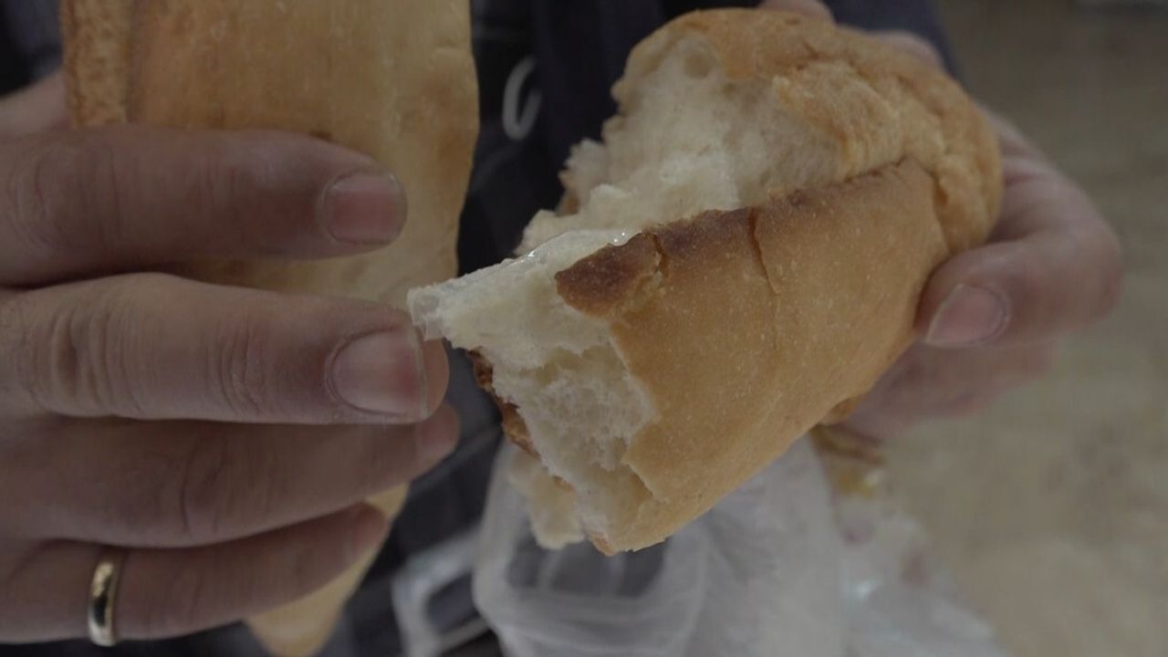 İçinden poşet çıkan ekmek üzerine fırın incelendi, risk tespit edilmedi