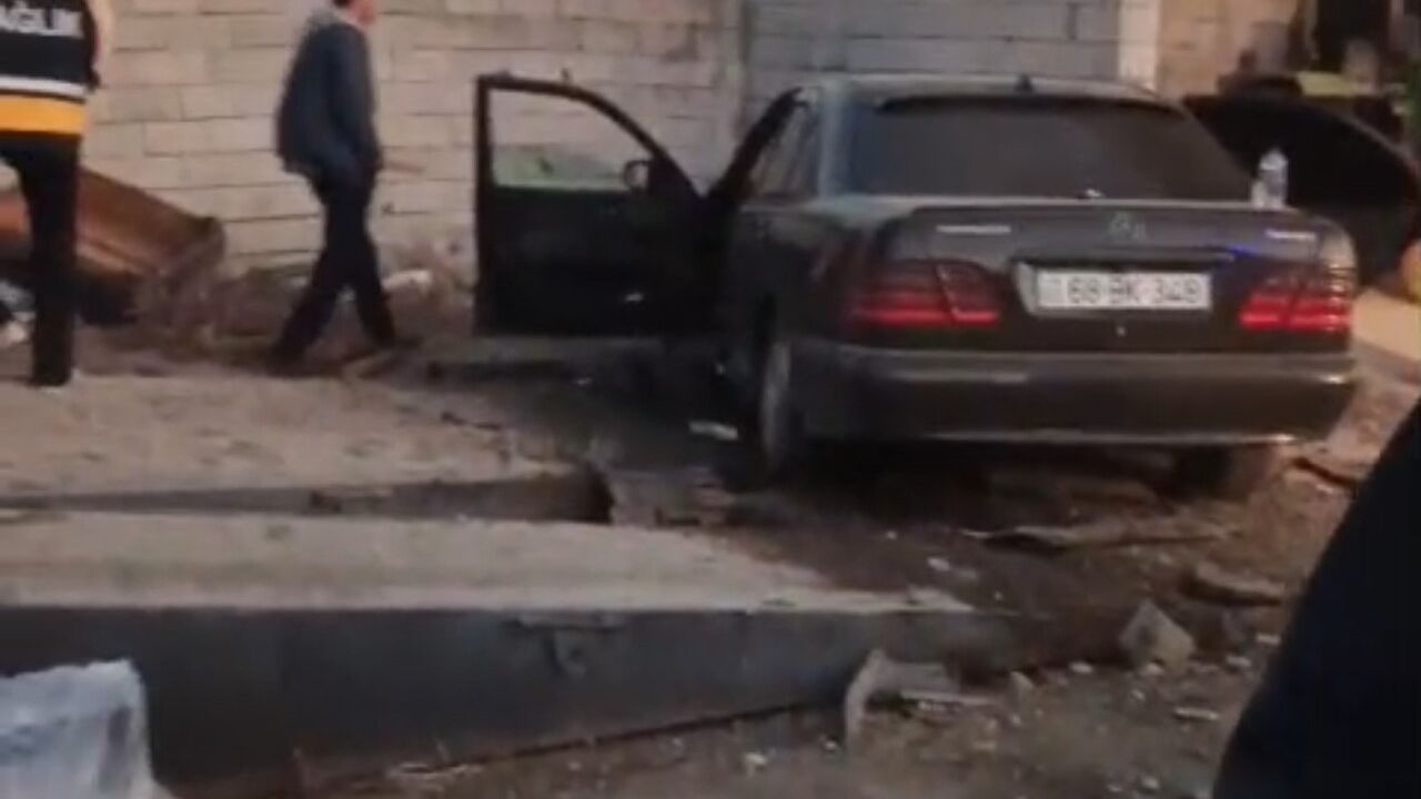 İğdır’da otomobil refüjü aşarak karşı şeride savruldu: 1 yaralı