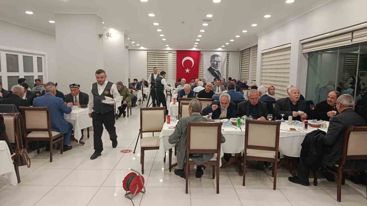 İlham Tohti için İstanbul'da özgürlük ve Nobel adaylığı çağrısı