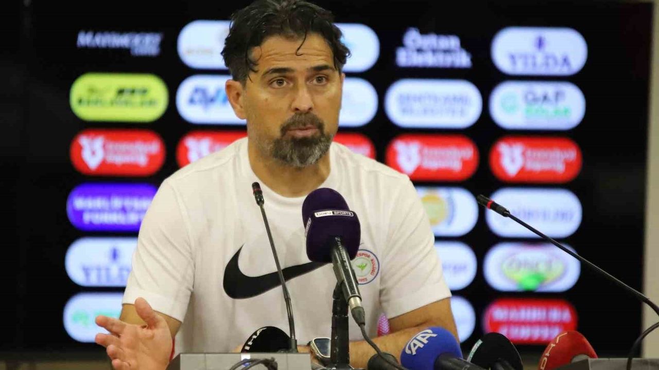 İlhan Palut: Sahadaki görüntü beraberliğin ideal sonucu