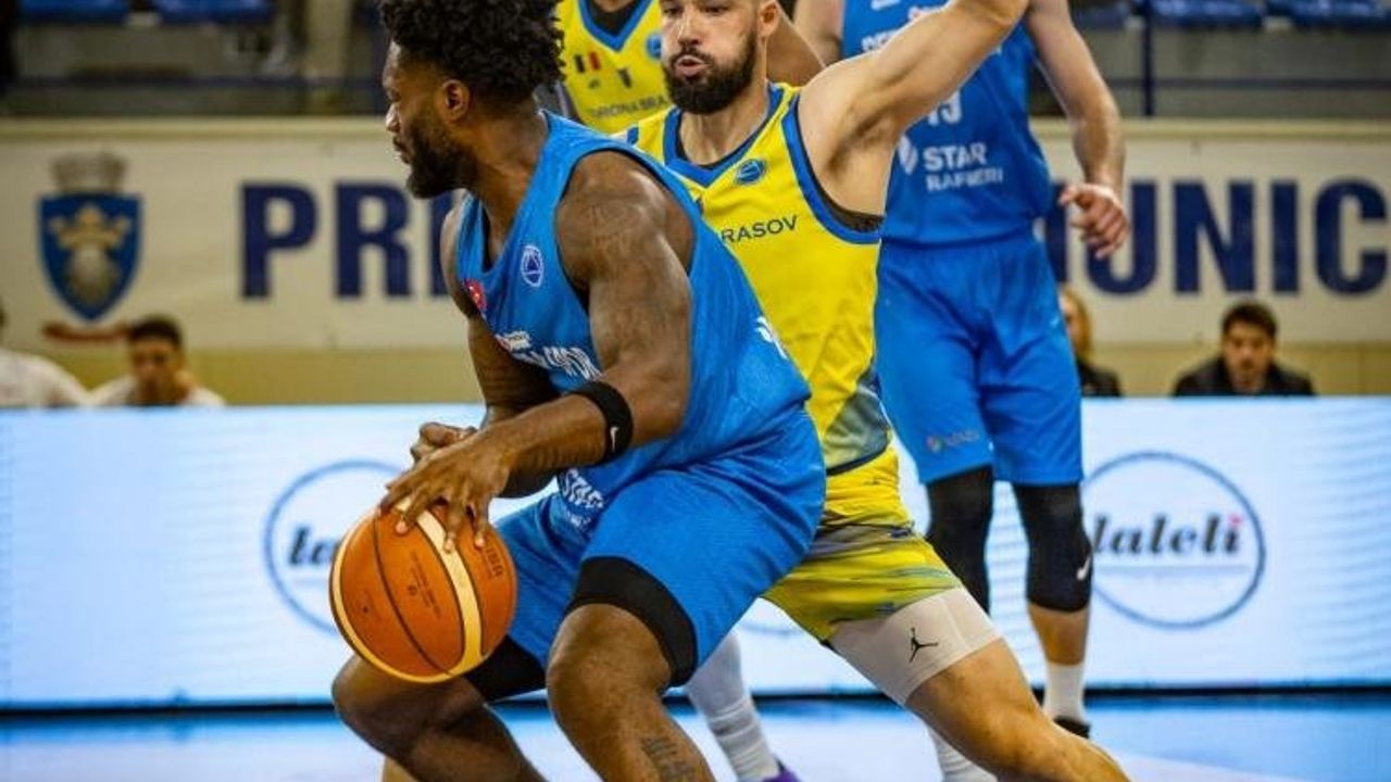 Aliağa Petkimspor, CSM Corona Brașov'u Mağlup Ederek Öne Geçti