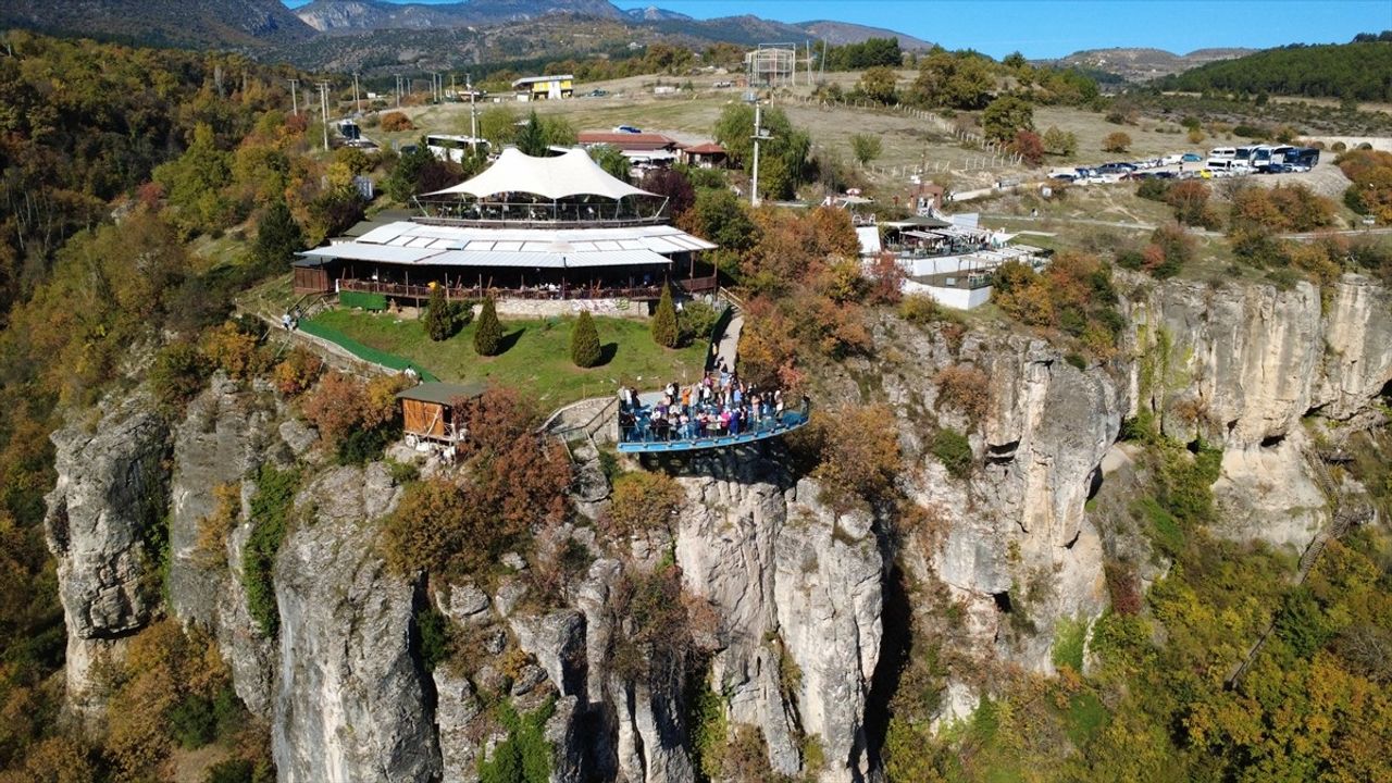 İncekaya Kanyonu'nda Sonbahar Manzarası