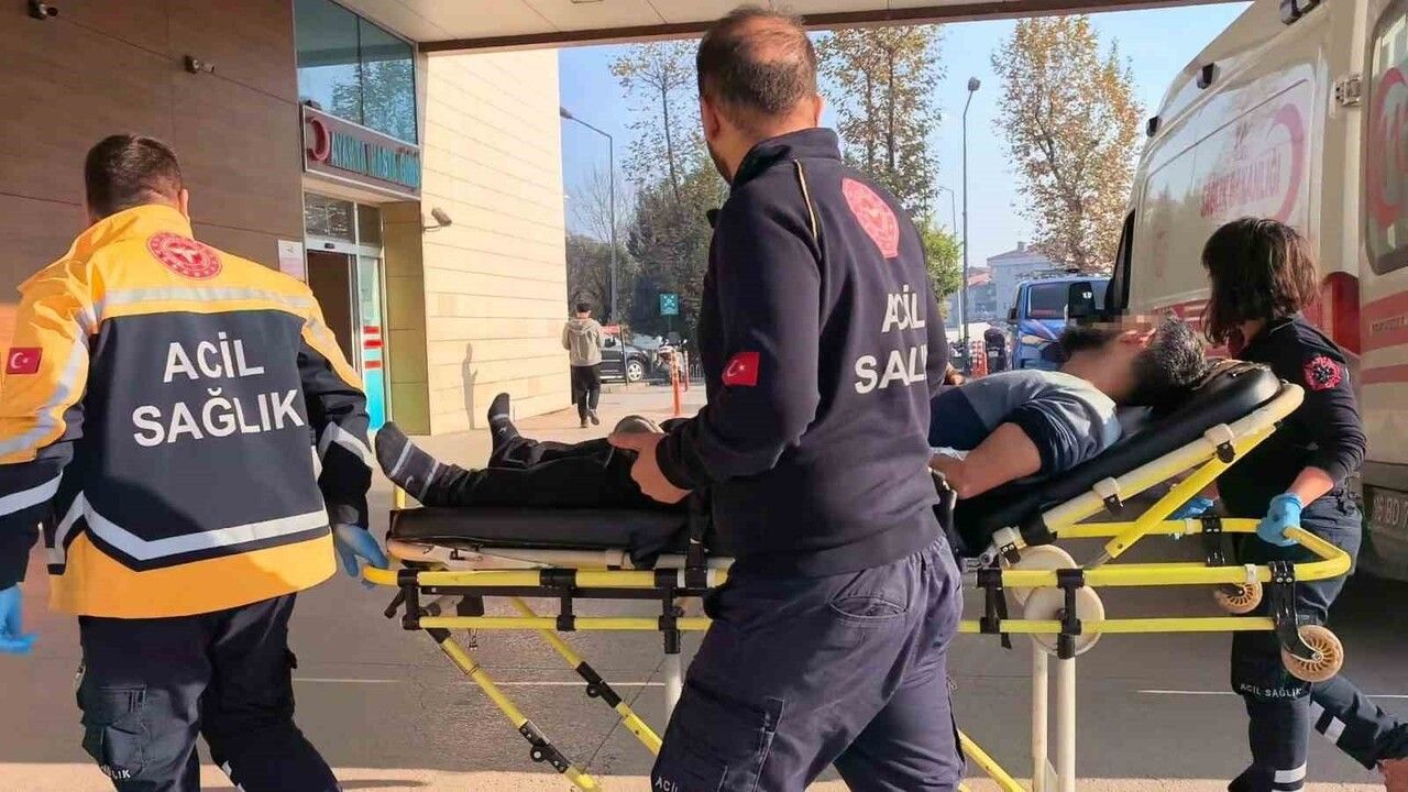 İnegöl'de 3 kişilik aile market tavuğu sonrası zehirlenme şüphesiyle hastaneye kaldırıldı