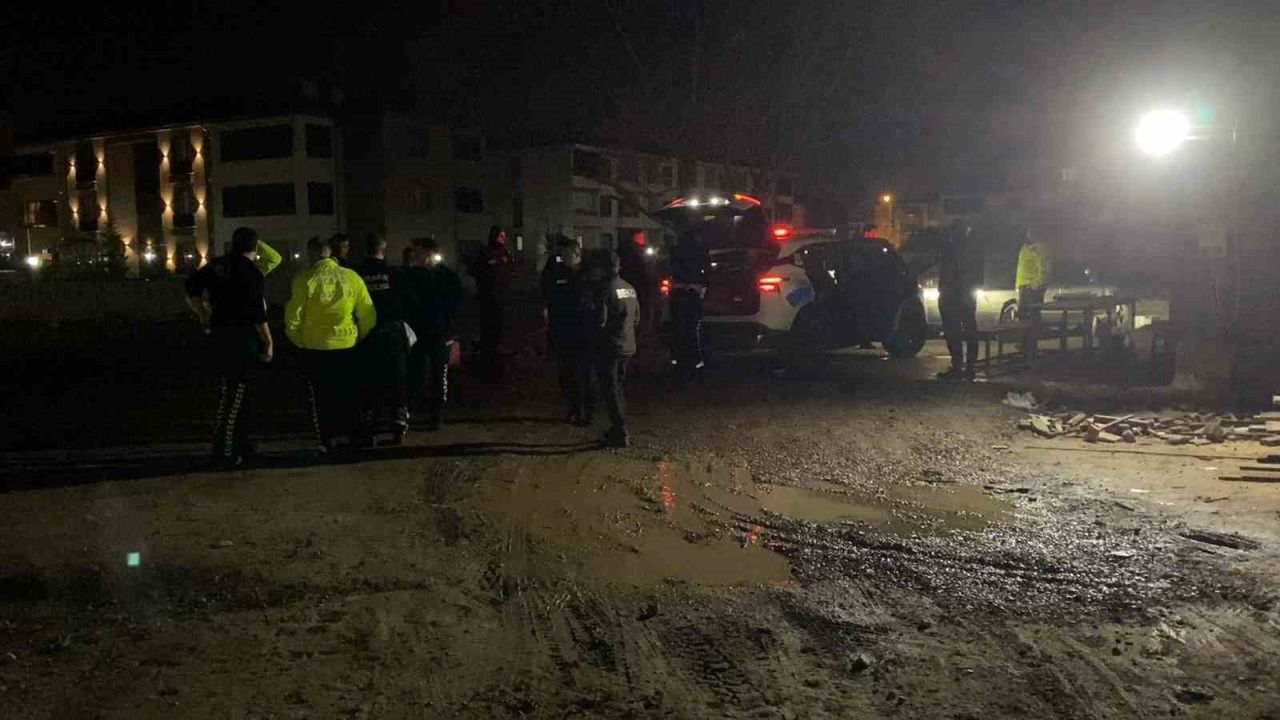 İnegöl'de dur ihtarına uymayan sürücü inşaat alanında yakalandı