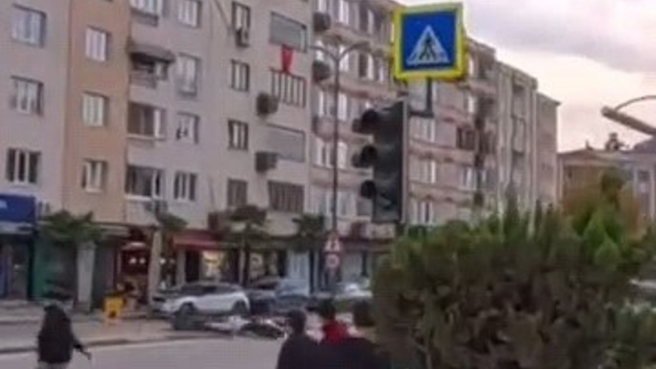 İnegöl'de motosiklet kazası kask kamerasına yansıdı