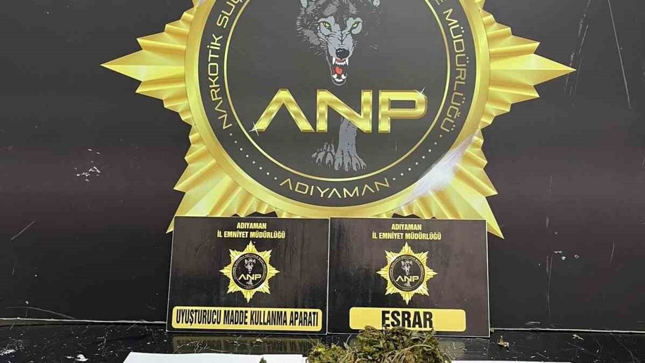 İş yerinin klimasında 149 gram esrar ele geçirildi