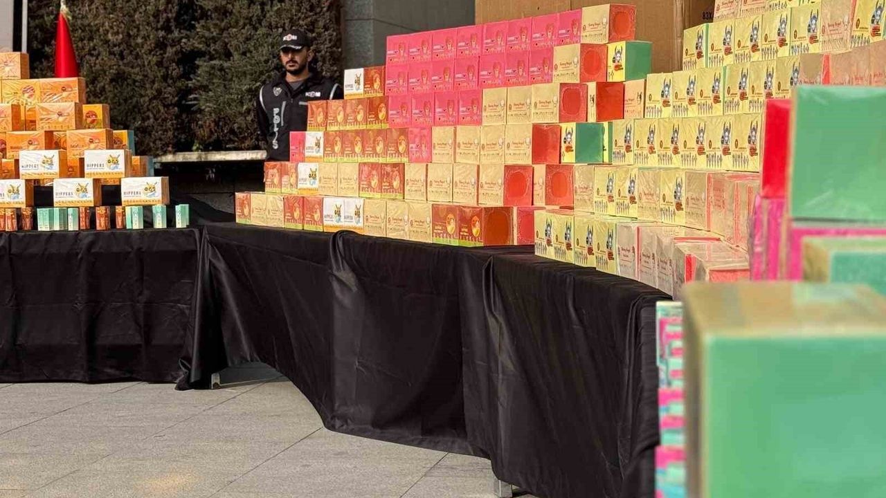 İstanbul'da kaçak oyuncak baskını: 125 bin 875 ürün ele geçirildi