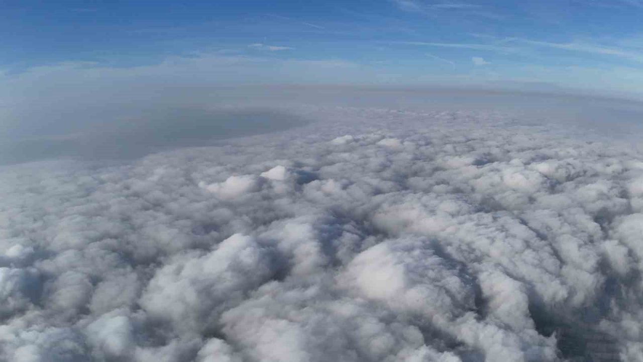 İstanbul'da Sis Manzaraları Dronla Görüntülendi