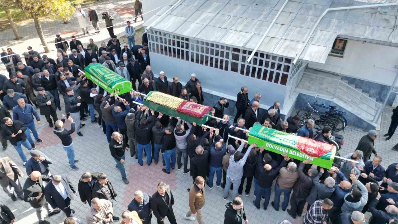 İstanbul’da zehirlenme: Anne ve iki çocuk yaşamını yitirdi